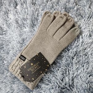 Victoria's Secret Holiday 2020 Gray Rhinestone Embellished Gloves